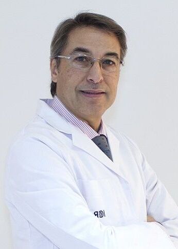 Doctor urologist Xesco Rubio